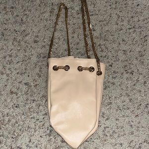 Little bucket bag